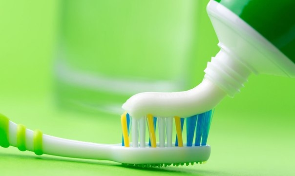 Оказывается, зубная паста решает многие проблемы! 10 полезностей.
