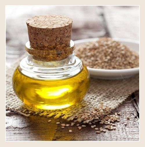 Питательное ночное масло для кожи вокруг глаз Питательное ночное масло для кожи вокруг глаз