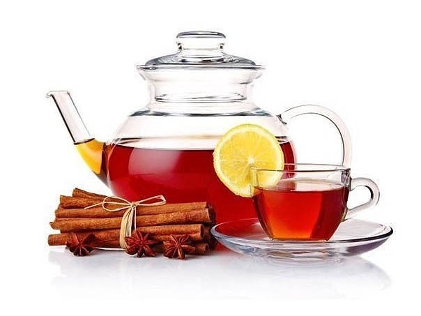 Чай с корицей и лавровым листом поможет похудеть.