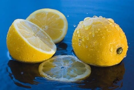 9 способов очистить организм с помощью лимона.