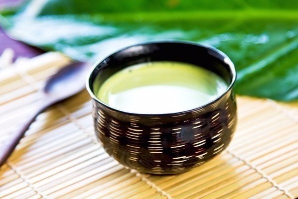 Что такое зеленый чай с молоком?